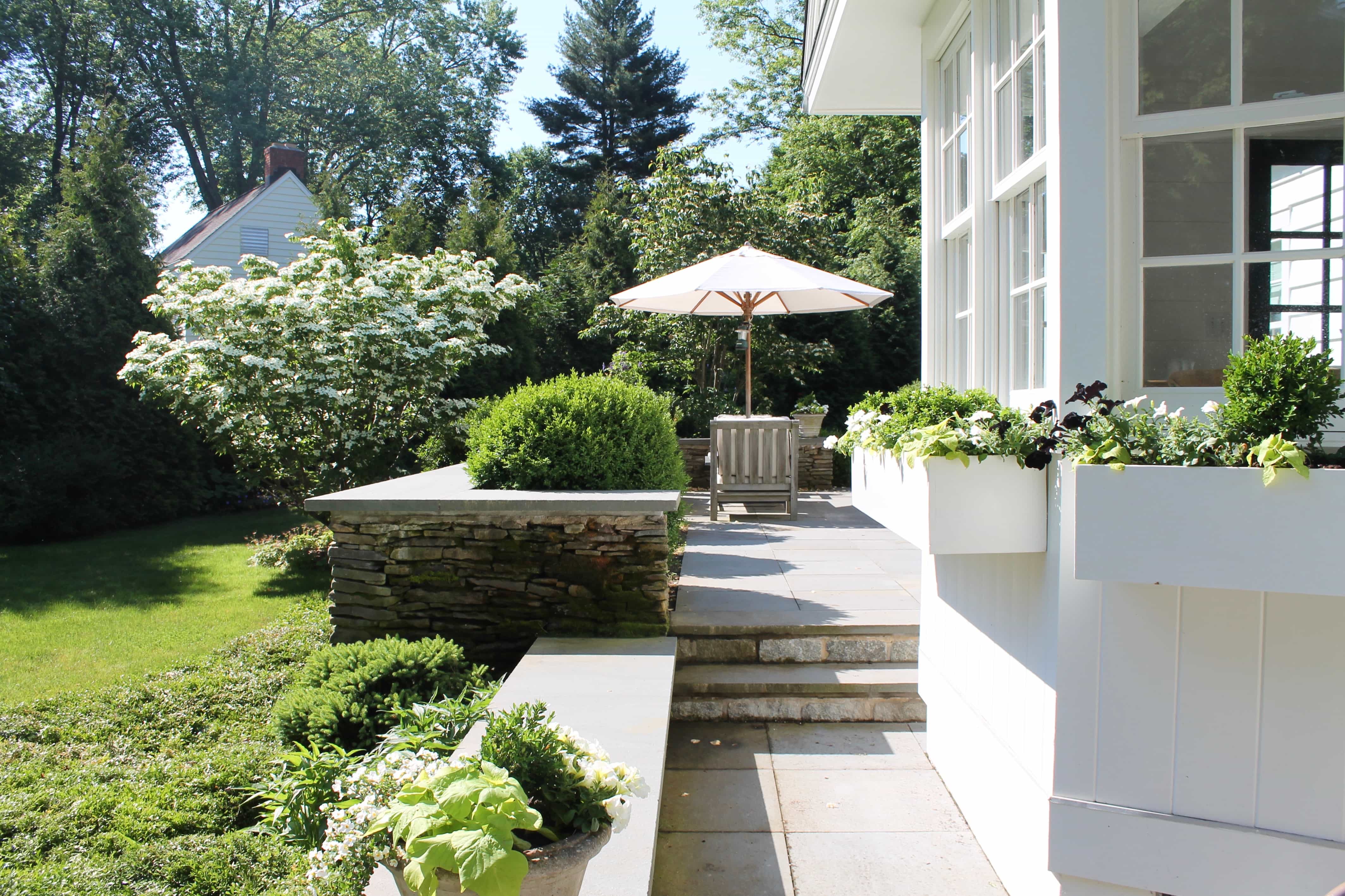 A Connecticut Cottage in Summer