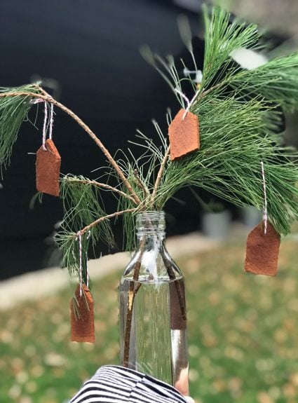 Rustic Cinnamon House Ornaments that will make your house smell like Christmas