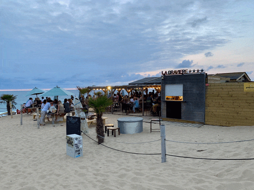 beach side cafe