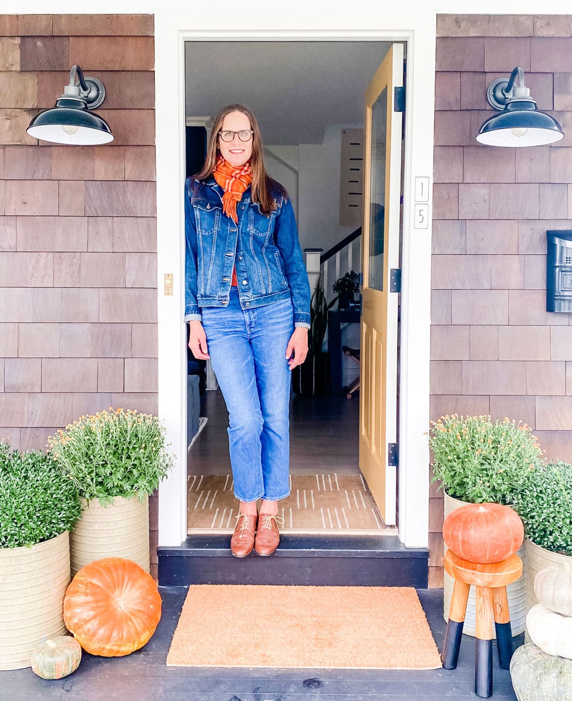 Lifestyle Blogger Annie Diamond shares her love of fall colors with fashion. 