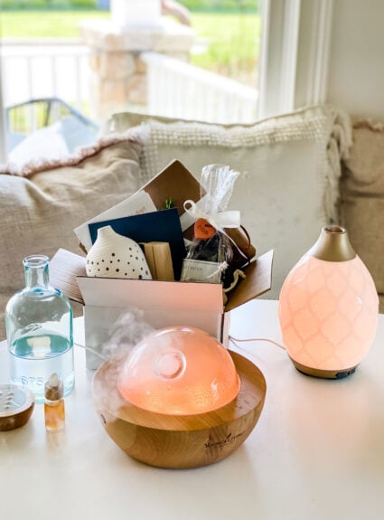 A Diffuser with Essential Oils for the Perfect Mother’s Day Gift
