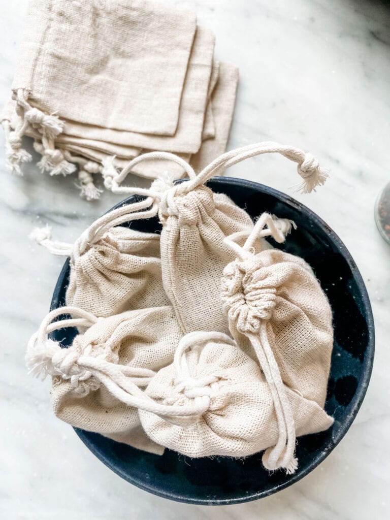 How to make all-natural moth repellent sachets