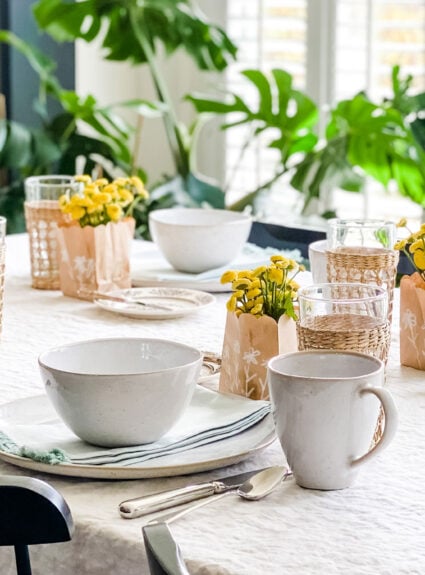 How to put together a simple spring brunch for the girls