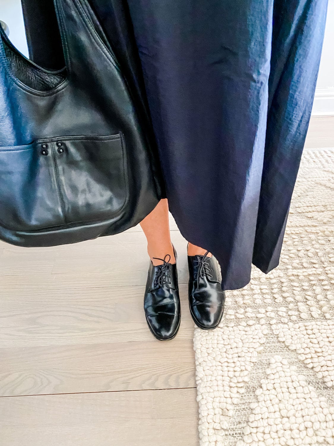 The best black dress for travel + 3 ways to wear | Most Lovely Things