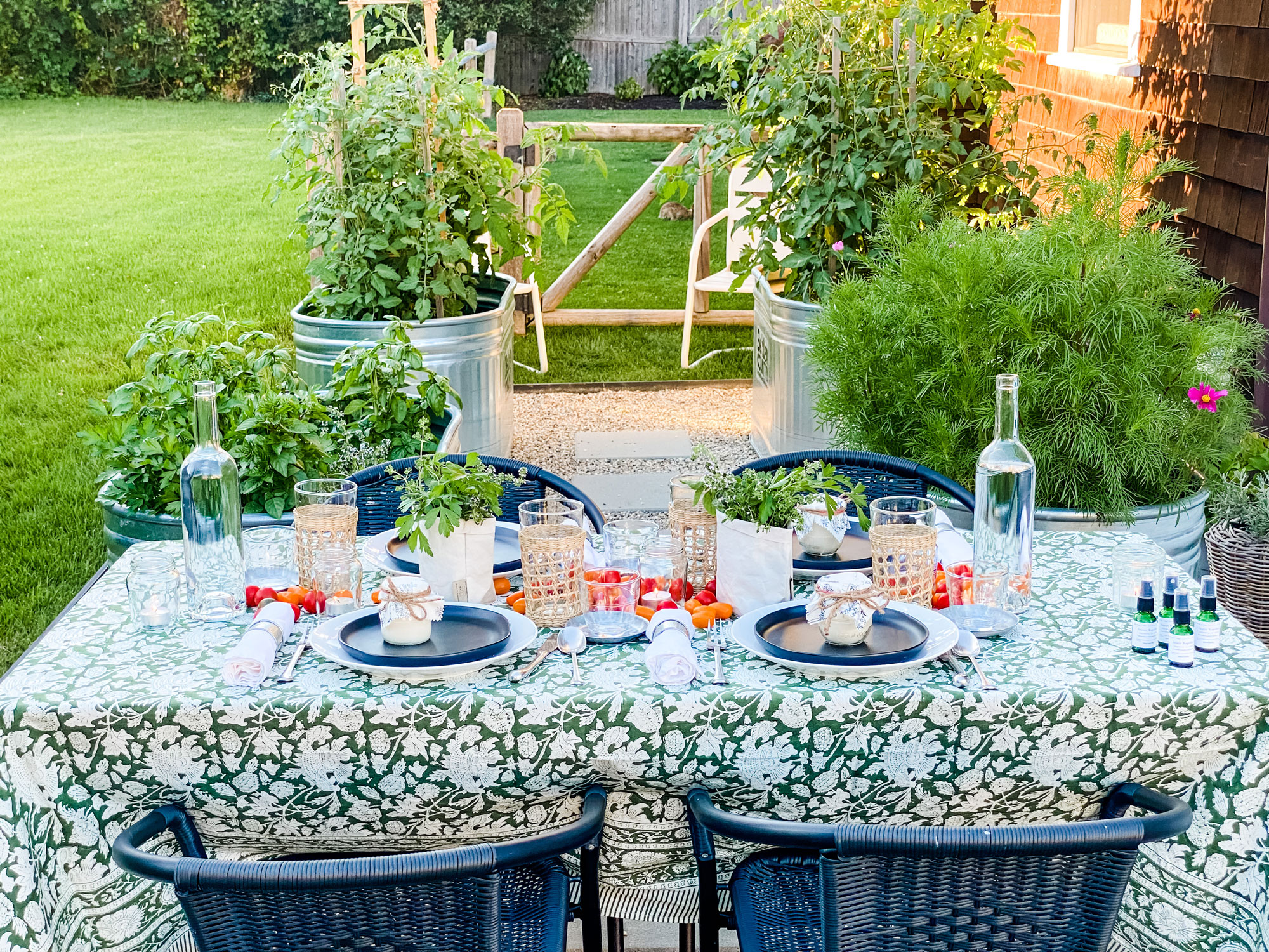 Tips for hosting a simple dinner in the garden | Most Lovely Things
