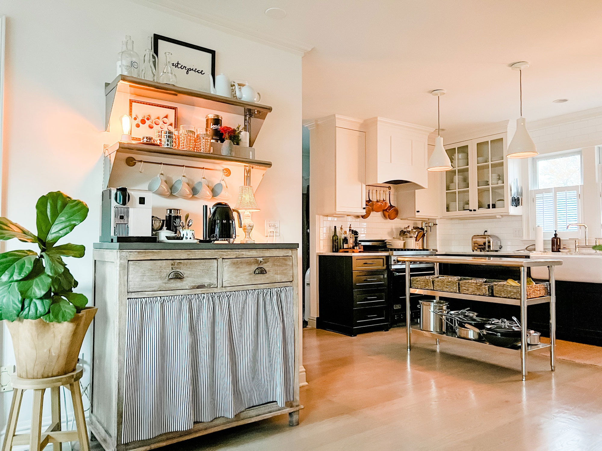 https://mostlovelythings.com/wp-content/uploads/2022/11/coffee-bar-in-kitchen.jpg