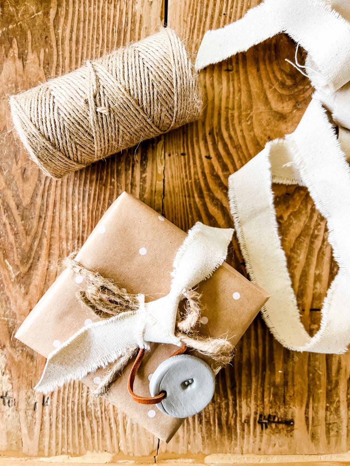 How to Make Frayed Ribbon From Fabric or Canvas