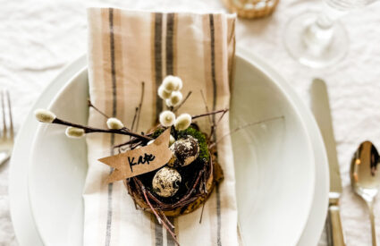 How to make natural placard nests for Easter
