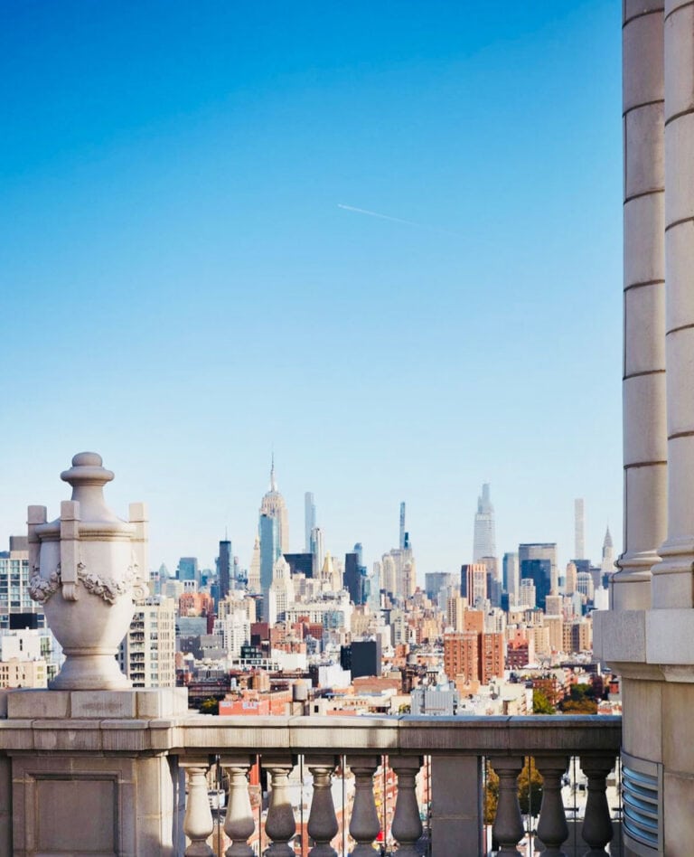 A nice view of the New York City skyline.