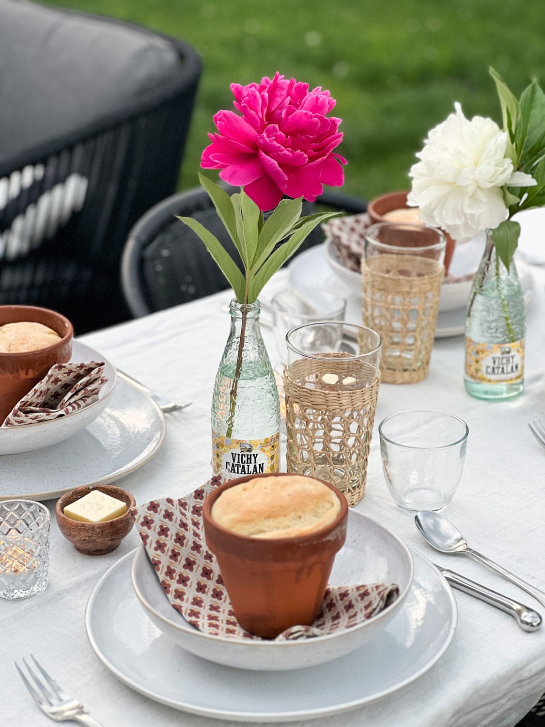 Instructions: How to Make Flower Pot Bread — FarmSteady