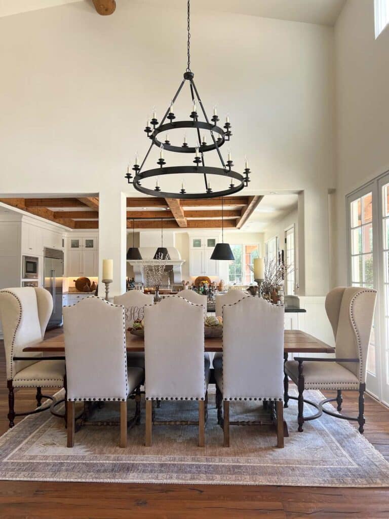 dining room with large Spanish style chandelier 