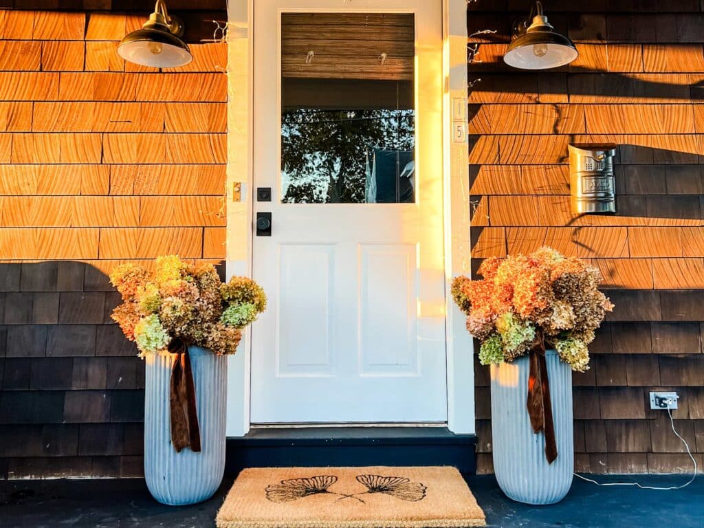 Easy Thanksgiving Planters For Your Front Porch