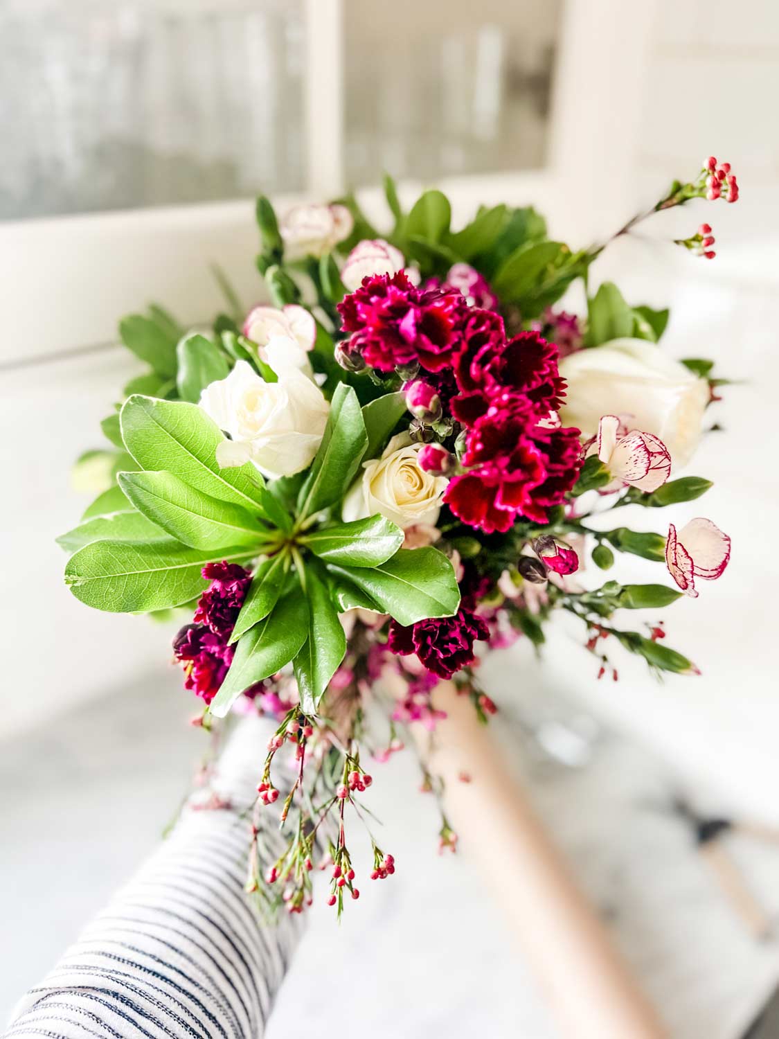 Spread Some Surprise Love - How to Wrap A Mini-Bouquet of Thanks DIY