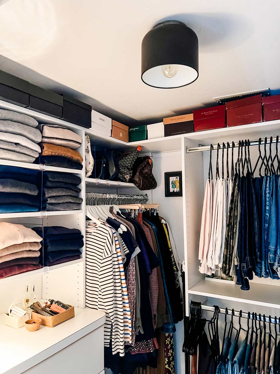 Ideas on How to Organize a Small Clothes Closet