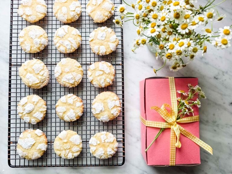 Try This Easy Chewy Lemon Crinkle Cookies Recipe