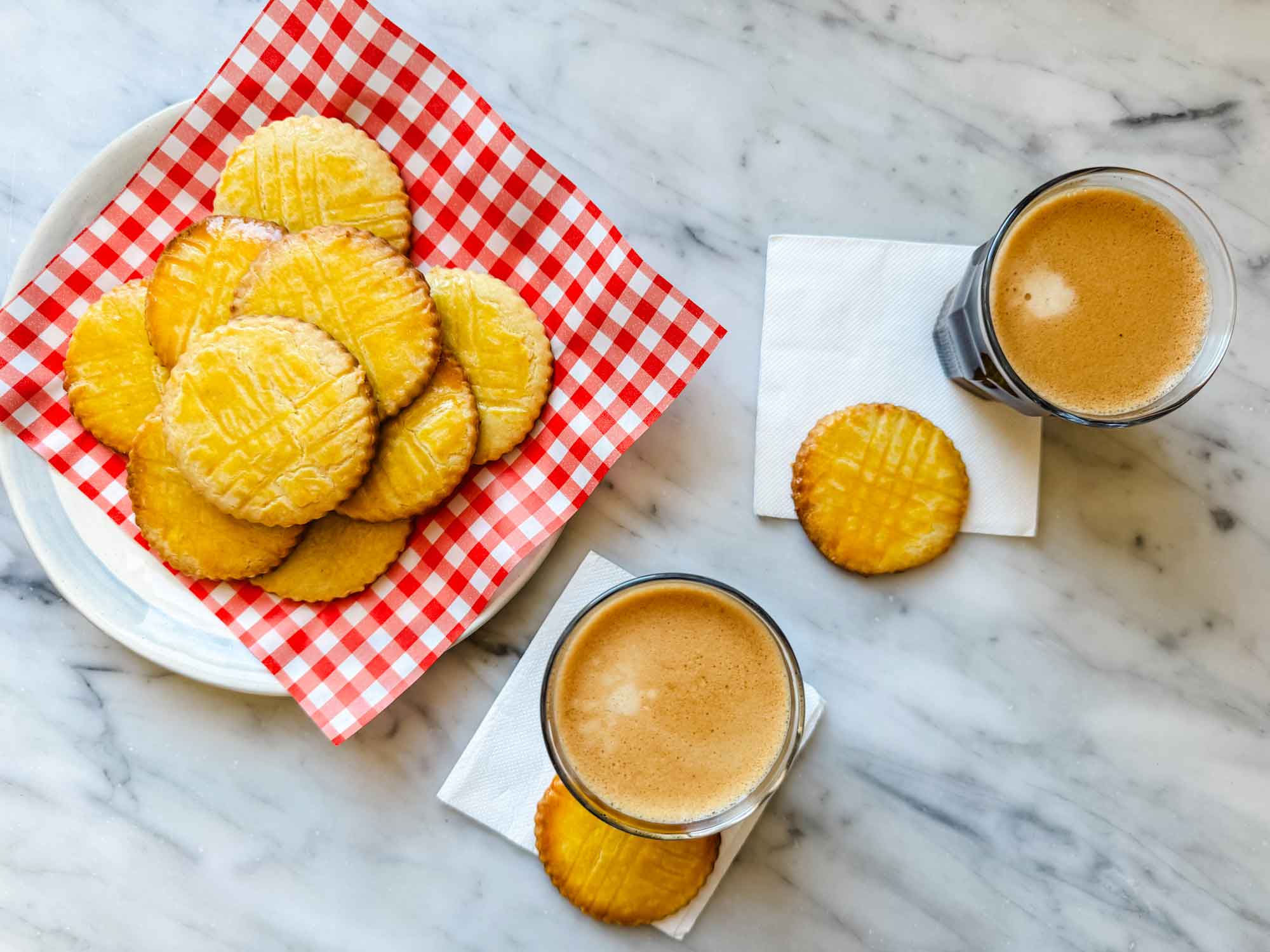 French sablé bretons cookie recipe is easy to make and even more delicious to eat. They are the perfect companion to an afternoon cup of coffee.