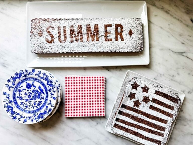 How I Decorate Brownies for the 4th of July