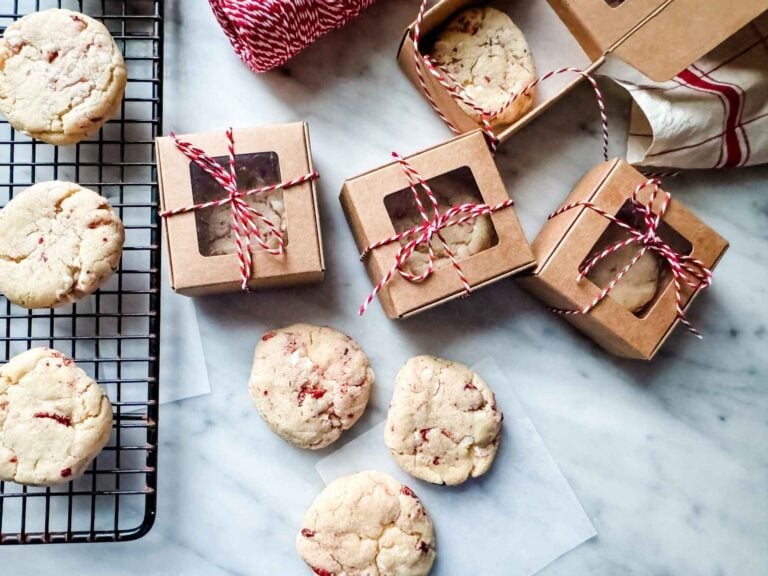 Strawberry Cheesecake Cookies