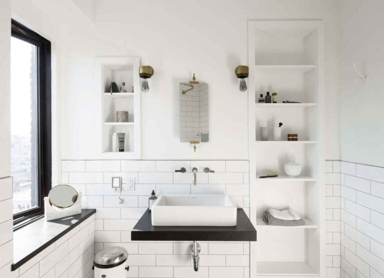 Timeless Bathroom Design + Other Sunday Favorites