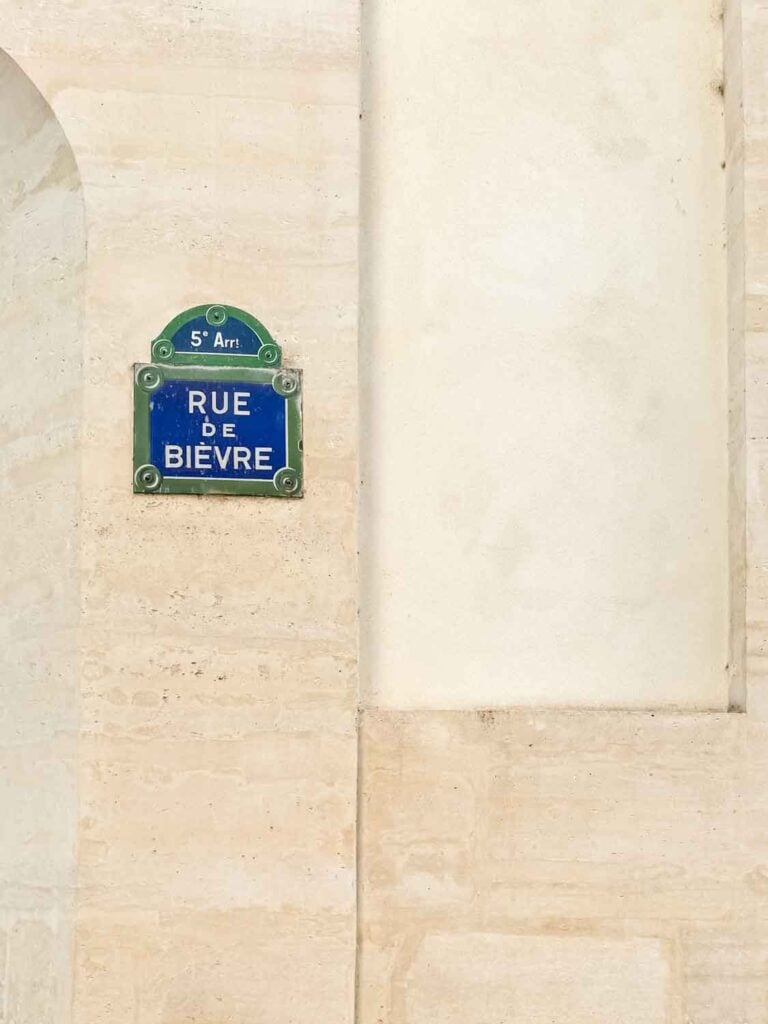 Rue de Bièvre is a tiny street in Paris that has a rich history. And Messy Nessy's Cabinet is a fairly recent addition to the street.