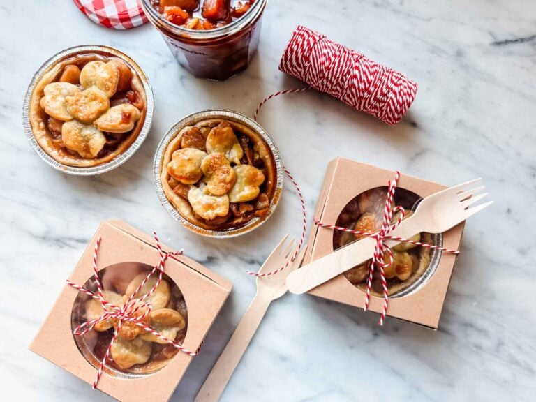 Sunday Favorites: Mini Apple Pies and Apple Compote from One Batch